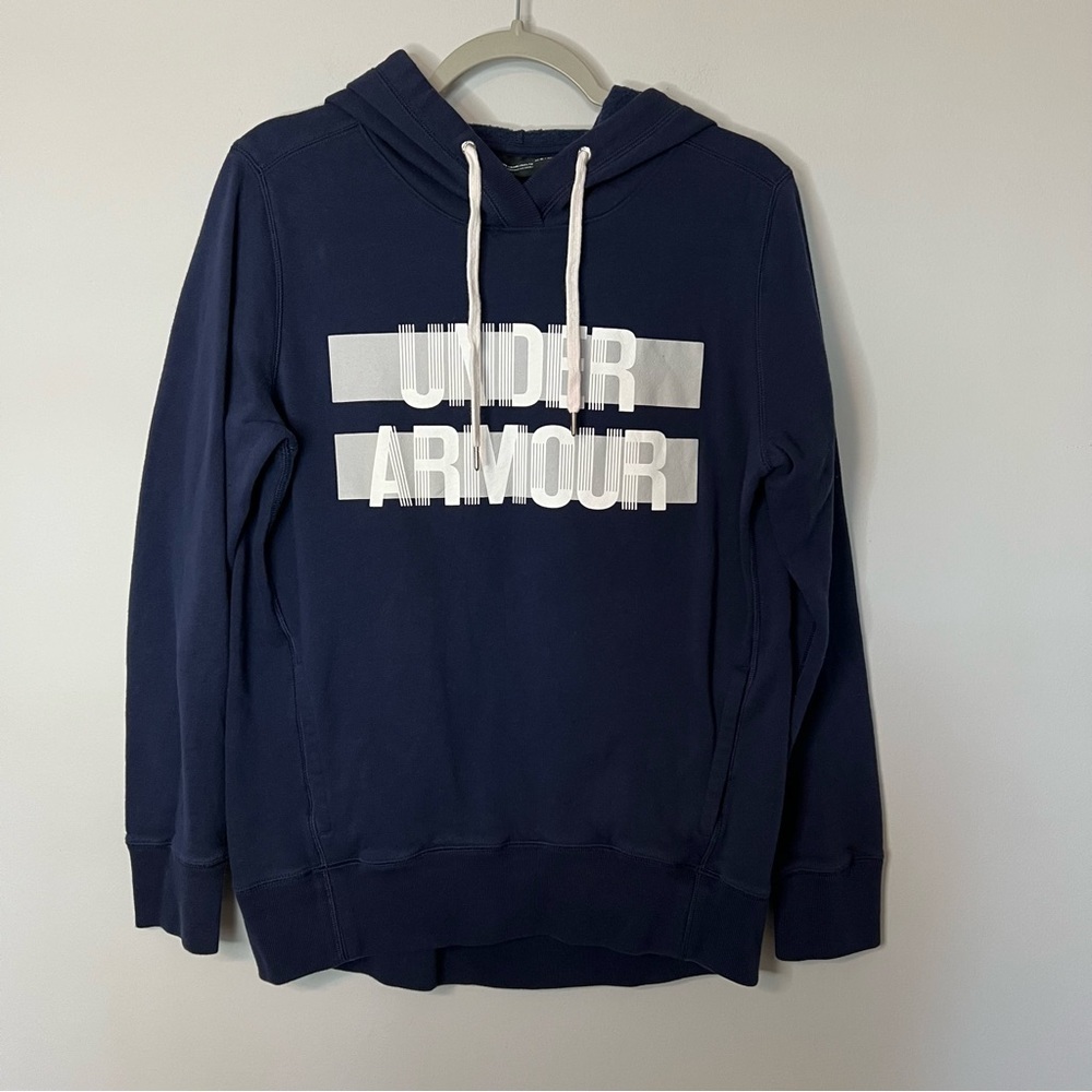 Women’s Under Armour blue athletic hoodie pullover sweatshirt size M